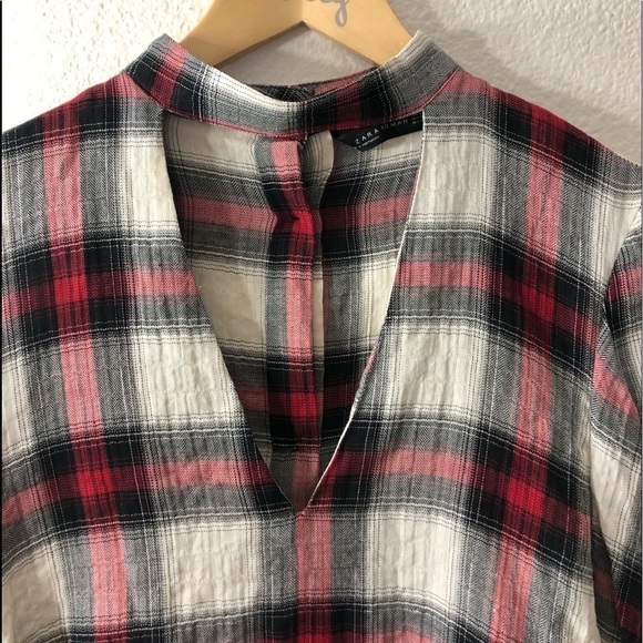 Zara Oversized Keyhole Plaid Top - Picture 6 of 9